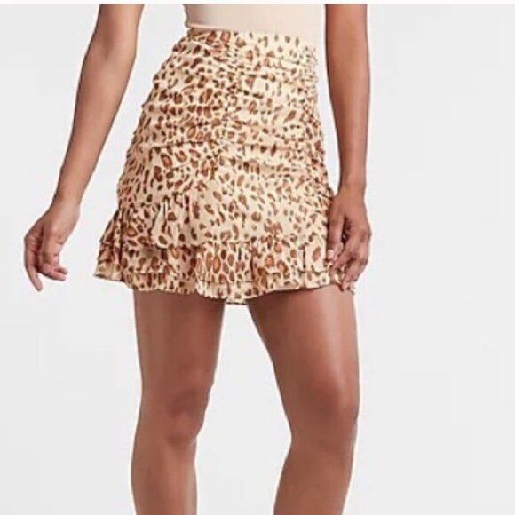 Express High Waisted Metallic Leopard Ruched Ruffle Mini Skirt 00 - Picture 4 of 16